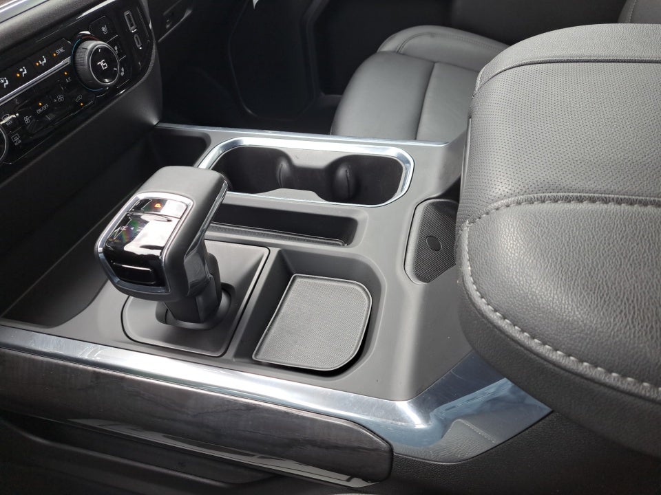 2025 Chevrolet Silverado 1500 4WD Crew Cab Short Bed LTZ