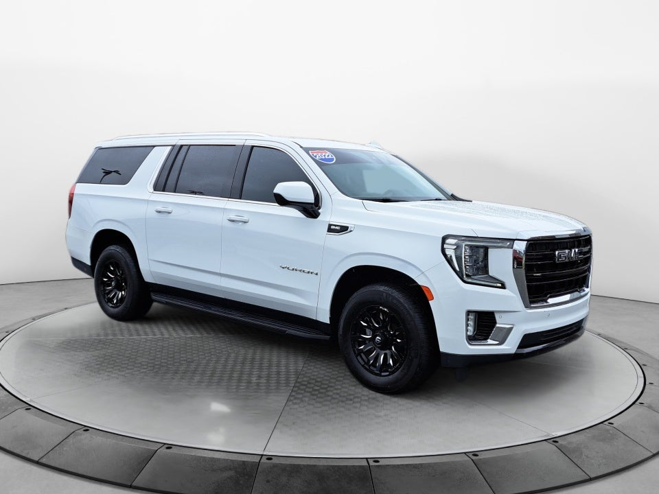 2022 GMC Yukon XL SLE