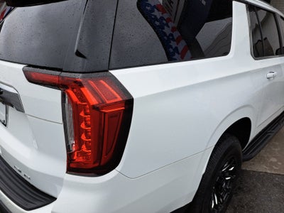 2022 GMC Yukon XL SLE