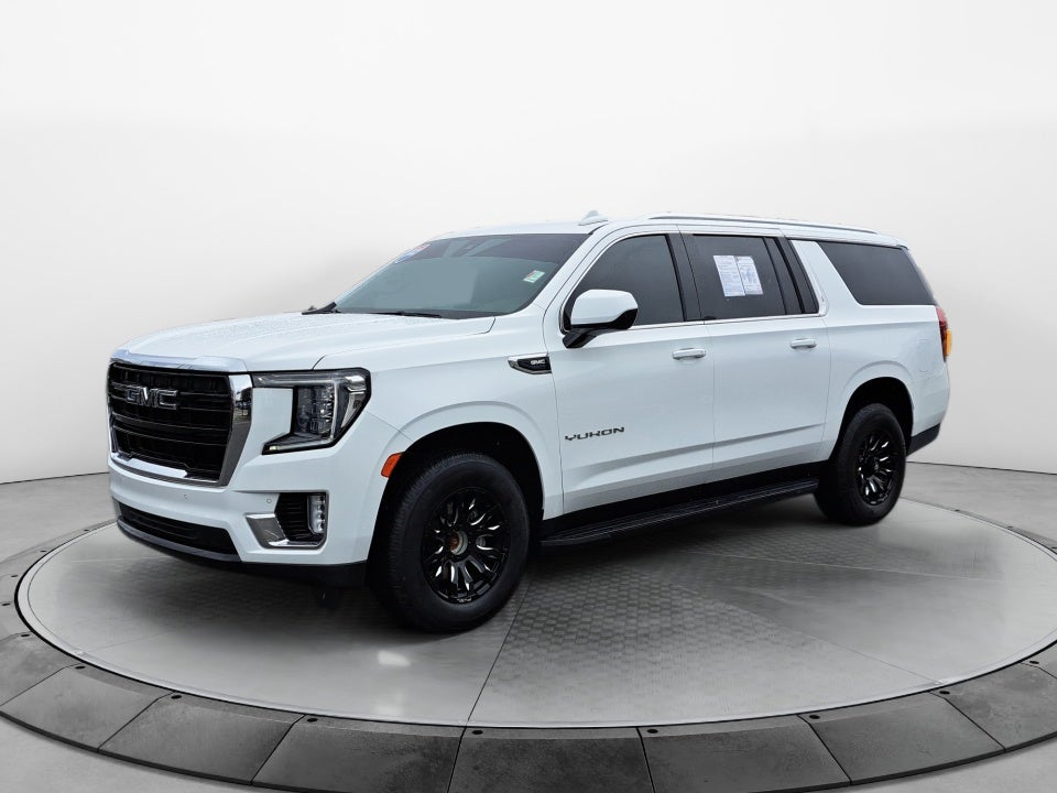 2022 GMC Yukon XL SLE