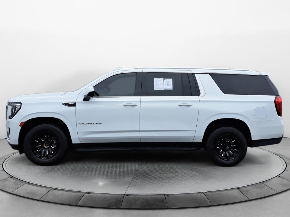 2022 GMC Yukon XL SLE