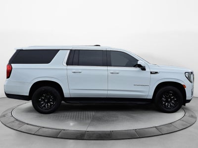 2022 GMC Yukon XL SLE
