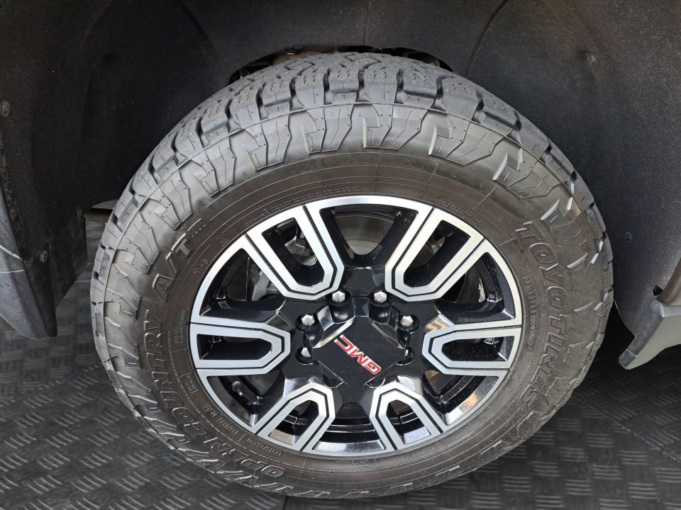 2022 GMC Sierra 2500HD AT4
