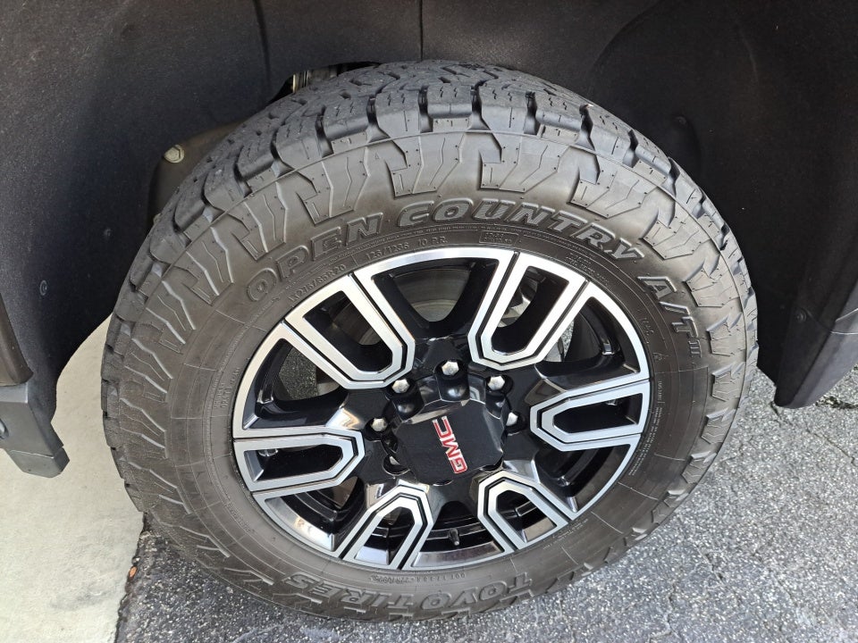 2022 GMC Sierra 2500HD AT4