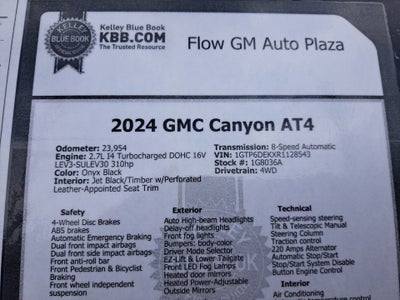 2024 GMC Canyon 4WD AT4