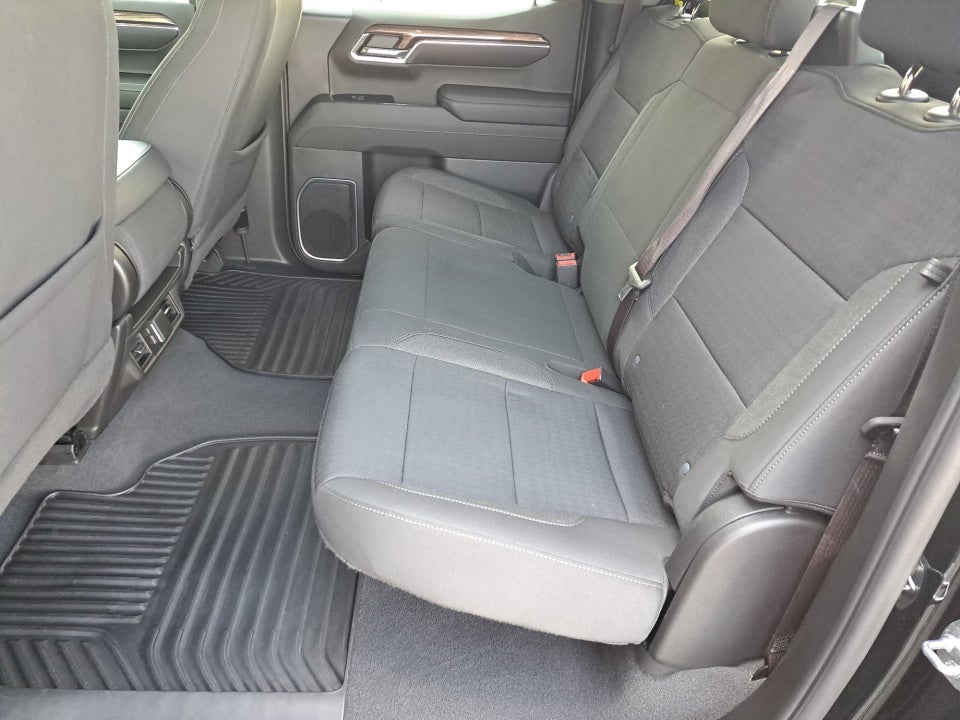 2023 Chevrolet Silverado 1500 4WD Crew Cab Short Bed RST