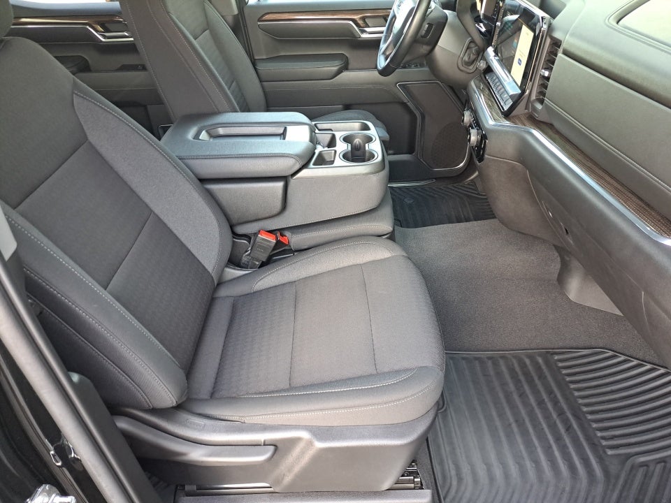 2023 Chevrolet Silverado 1500 4WD Crew Cab Short Bed RST