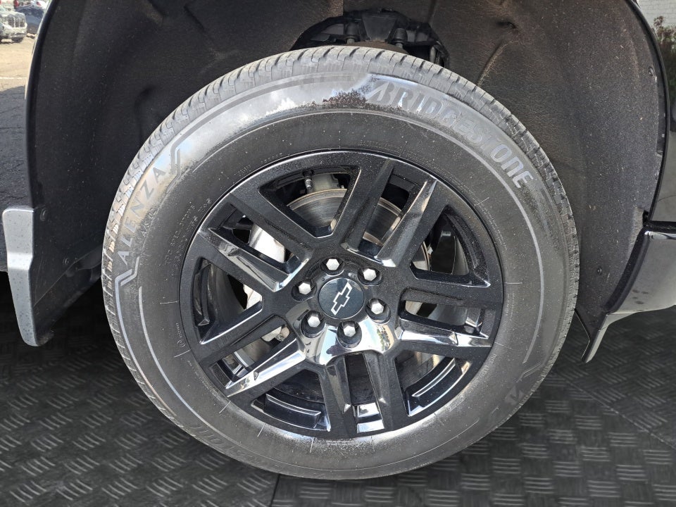 2023 Chevrolet Silverado 1500 4WD Crew Cab Short Bed RST