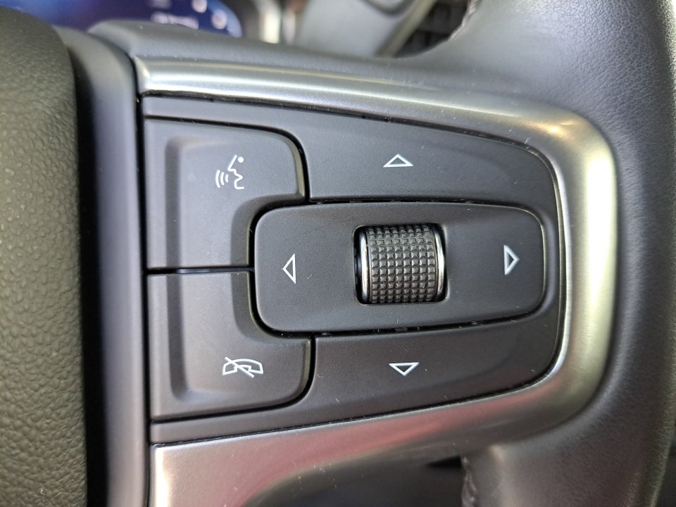 2023 Chevrolet Silverado 1500 4WD Crew Cab Short Bed RST