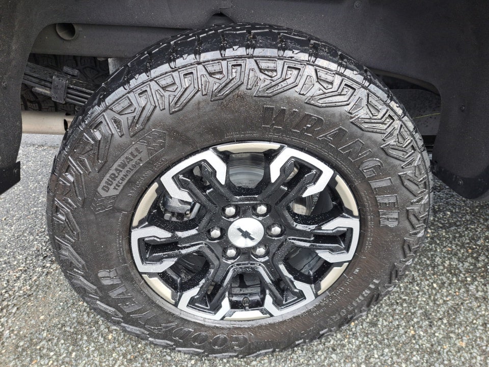 2025 Chevrolet Silverado 1500 ZR2