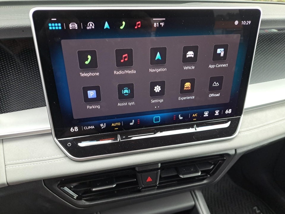 2025 Volkswagen Tiguan SE R-Line Black