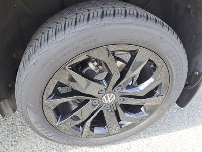 2023 Volkswagen Taos SE
