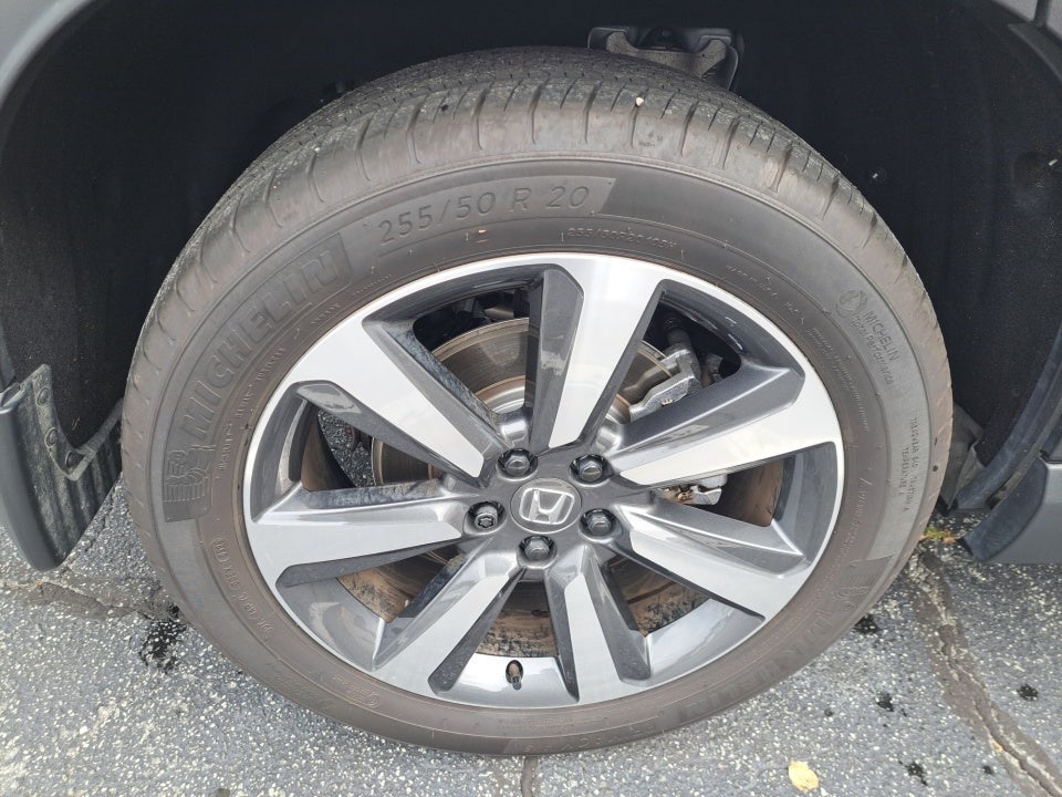 2025 Honda Pilot Touring
