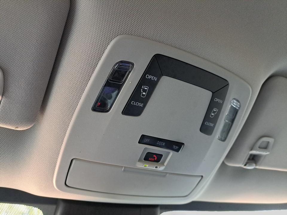 2025 Toyota Sienna LE