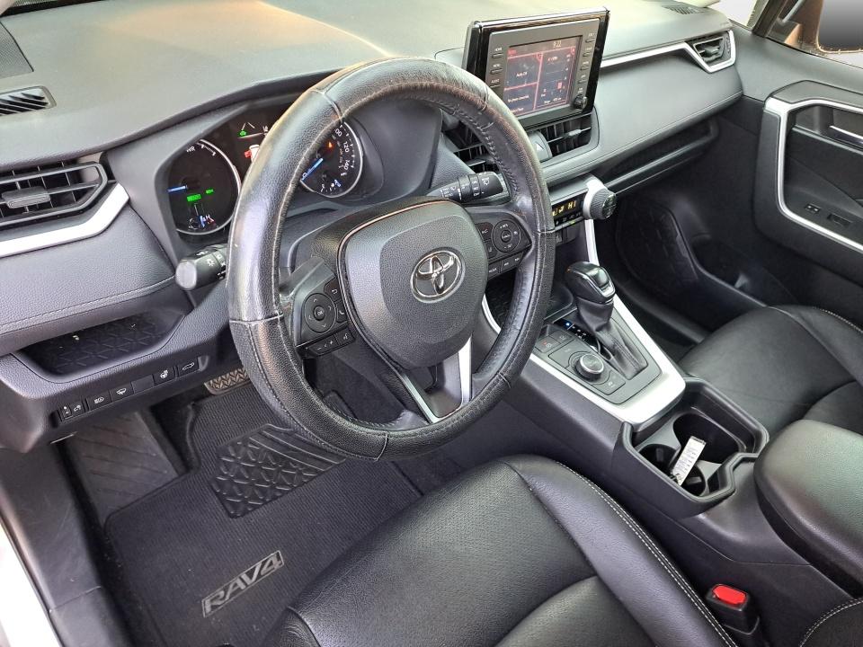 2019 Toyota RAV4 Hybrid Hybrid XLE