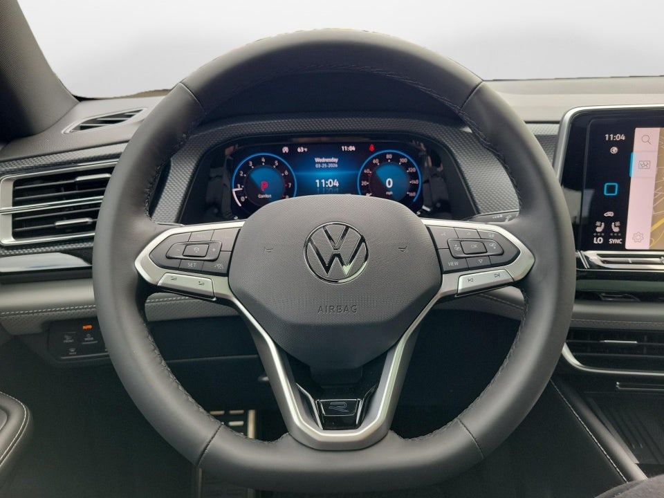 2026 Volkswagen Atlas Cross Sport SEL R-Line Black