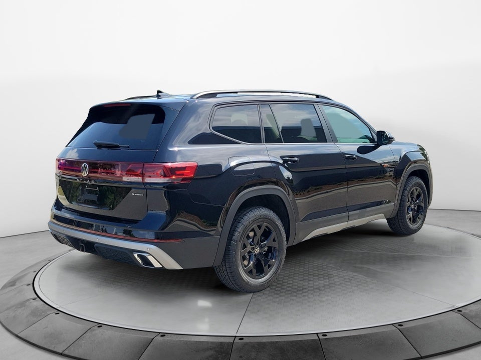 2026 Volkswagen Atlas Peak Edition