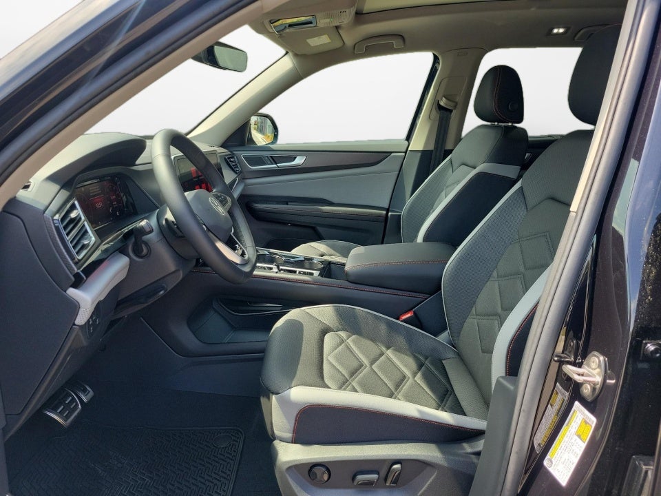 2026 Volkswagen Atlas Peak Edition