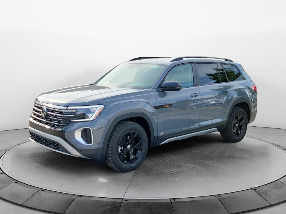 2026 Volkswagen Atlas Peak Edition