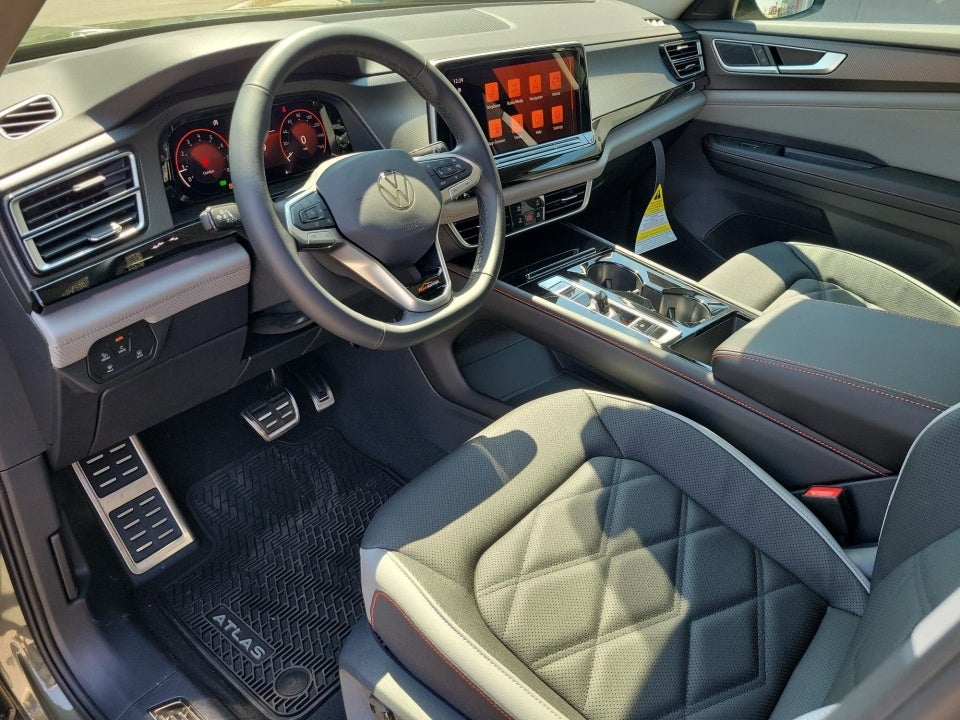 2026 Volkswagen Atlas Peak Edition