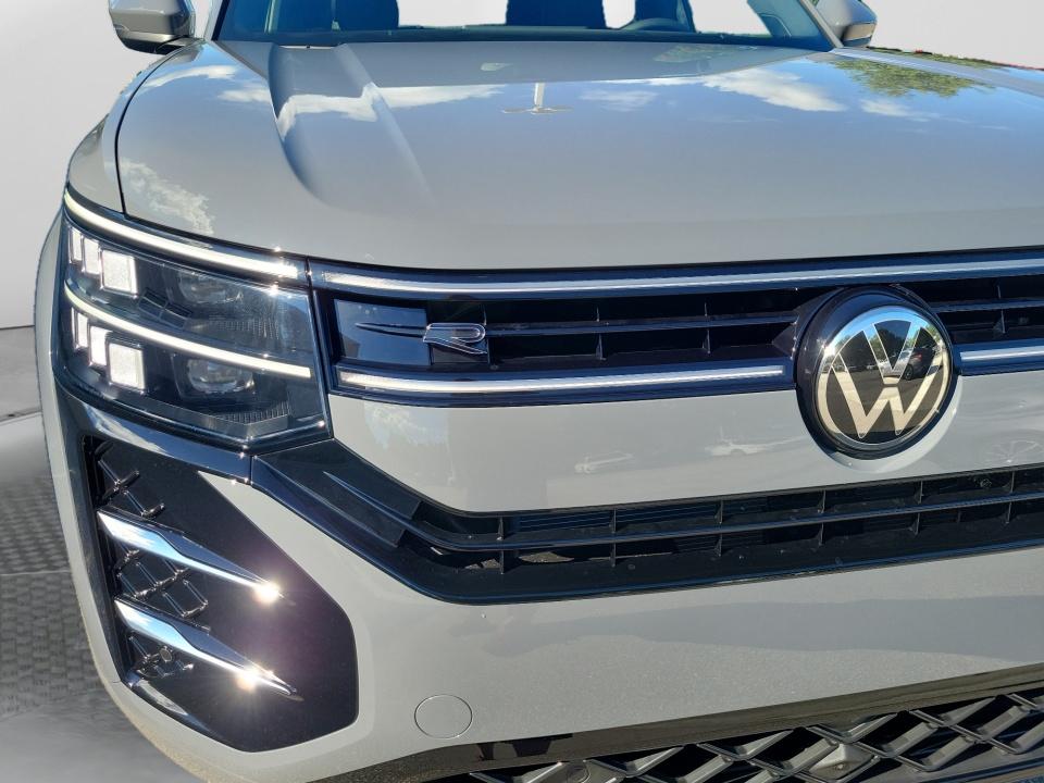 2027 Volkswagen Atlas SEL Premium R-Line