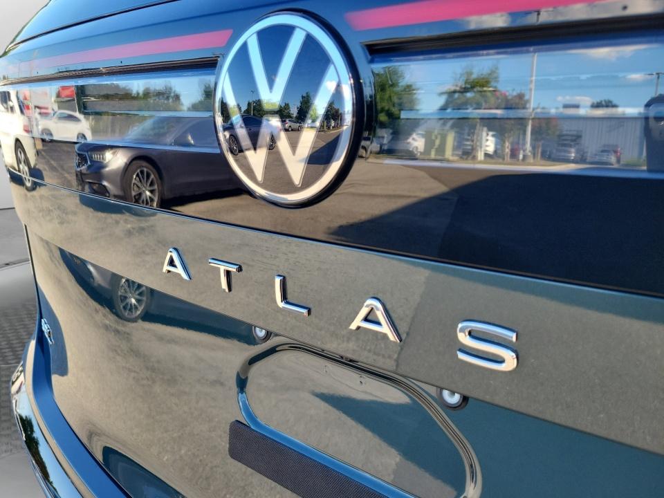 2027 Volkswagen Atlas SEL Premium R-Line