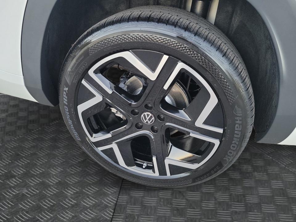 2027 Volkswagen Atlas SEL Premium R-Line