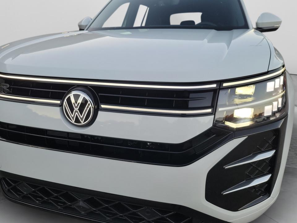 2027 Volkswagen Atlas SEL Premium R-Line