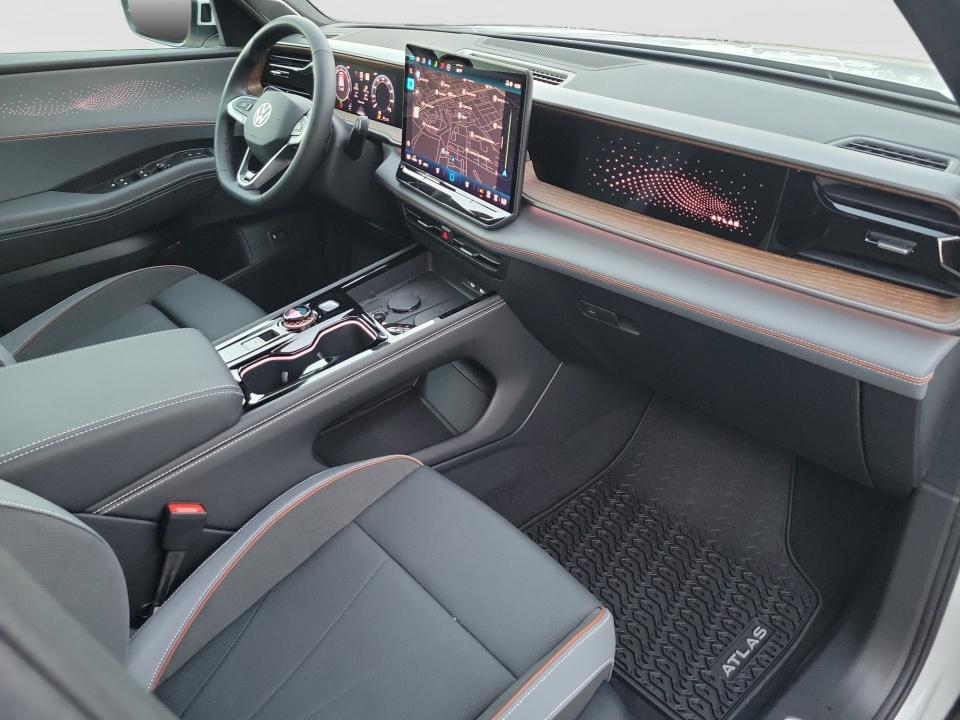 2027 Volkswagen Atlas SEL Premium R-Line
