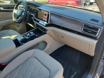2026 Volkswagen Atlas SEL Premium R-Line
