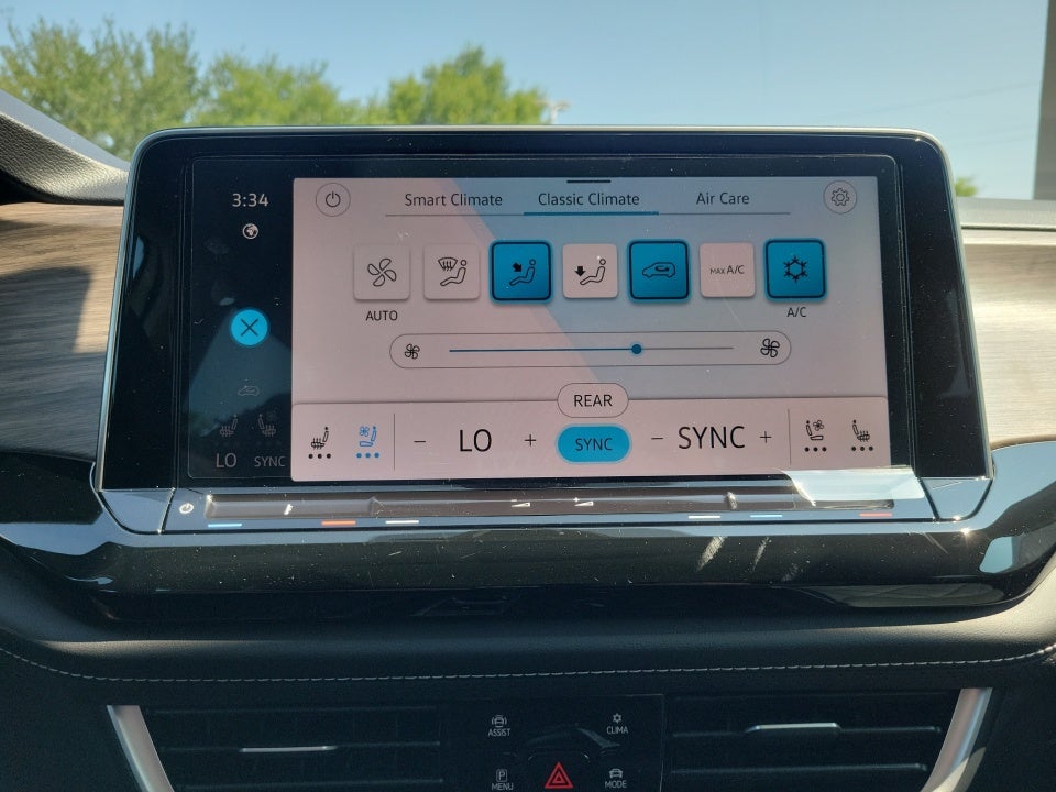 2026 Volkswagen Atlas 2.0T SEL Premium R-Line
