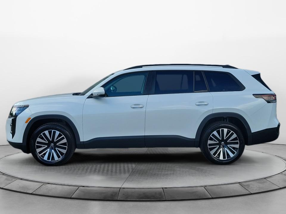 2027 Volkswagen Atlas SE w/Technology