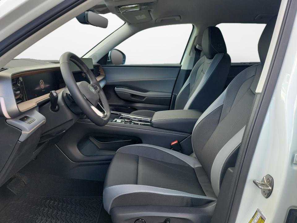 2027 Volkswagen Atlas SE w/Technology