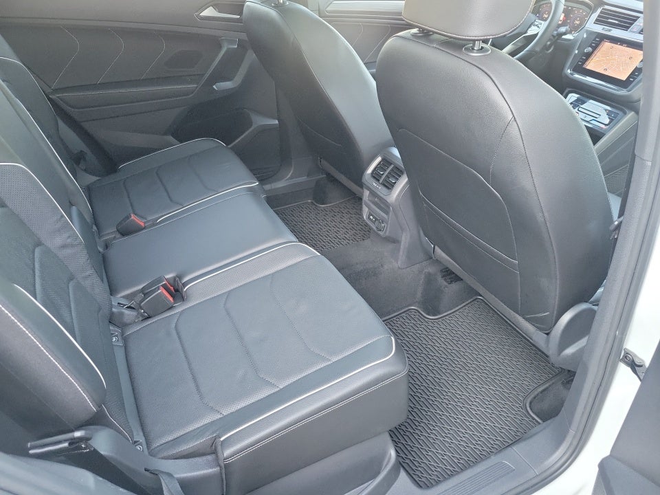 2022 Volkswagen Tiguan SEL R-Line