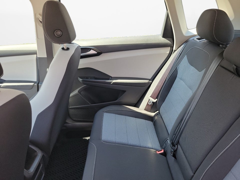 2027 Volkswagen Taos S