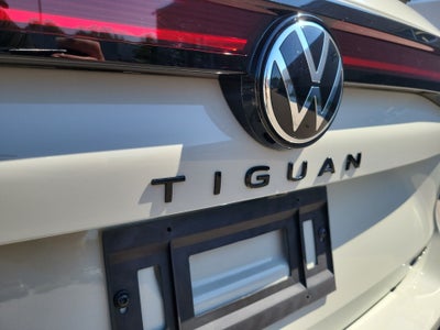 2026 Volkswagen Tiguan SE R-Line Black
