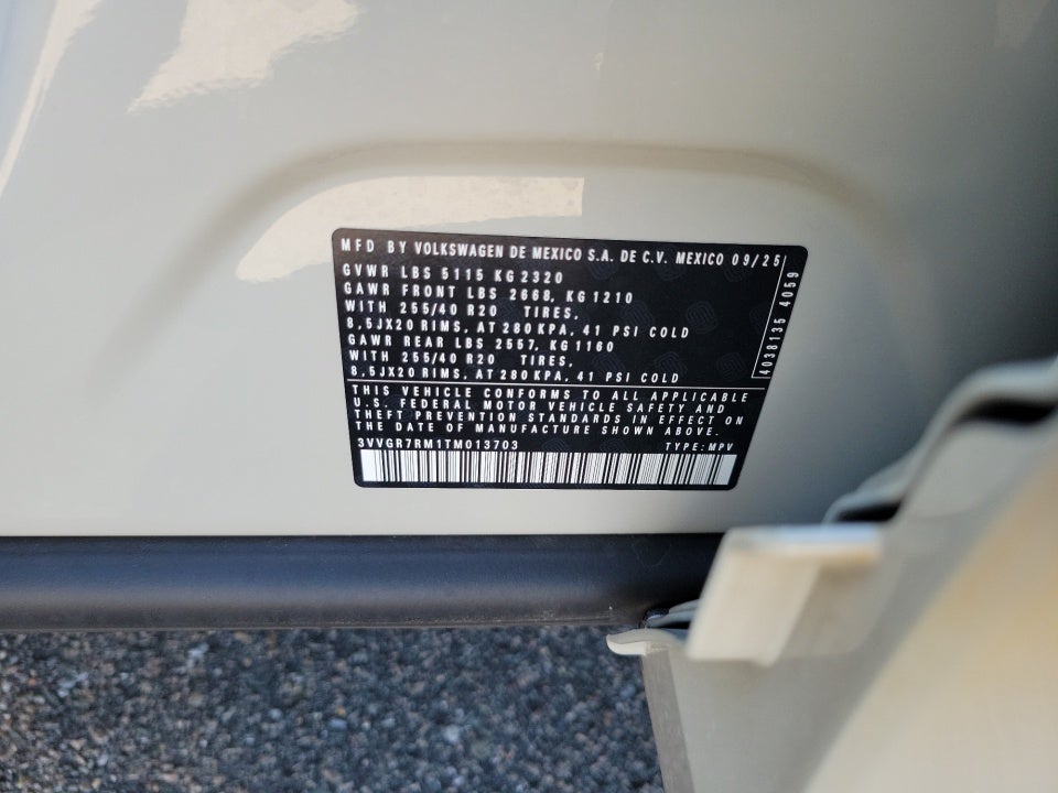 2026 Volkswagen Tiguan SE R-Line Black