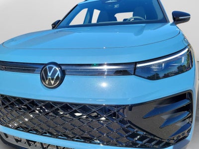 2027 Volkswagen Tiguan SE R-Line Black