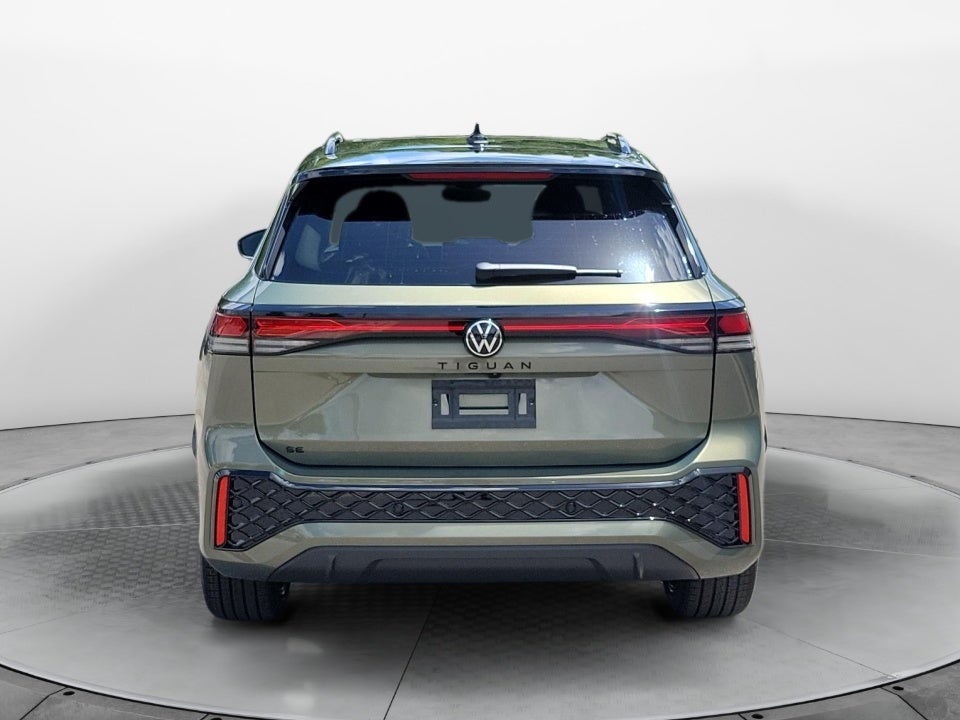 2026 Volkswagen Tiguan SE R-Line Black
