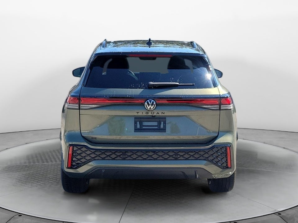2026 Volkswagen Tiguan SE R-Line Black