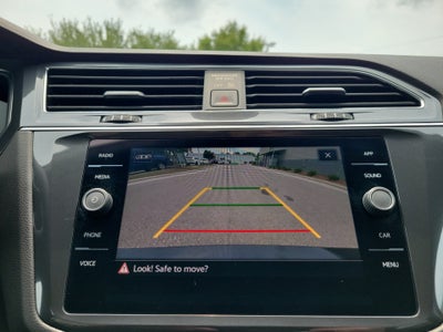 2023 Volkswagen Tiguan SE