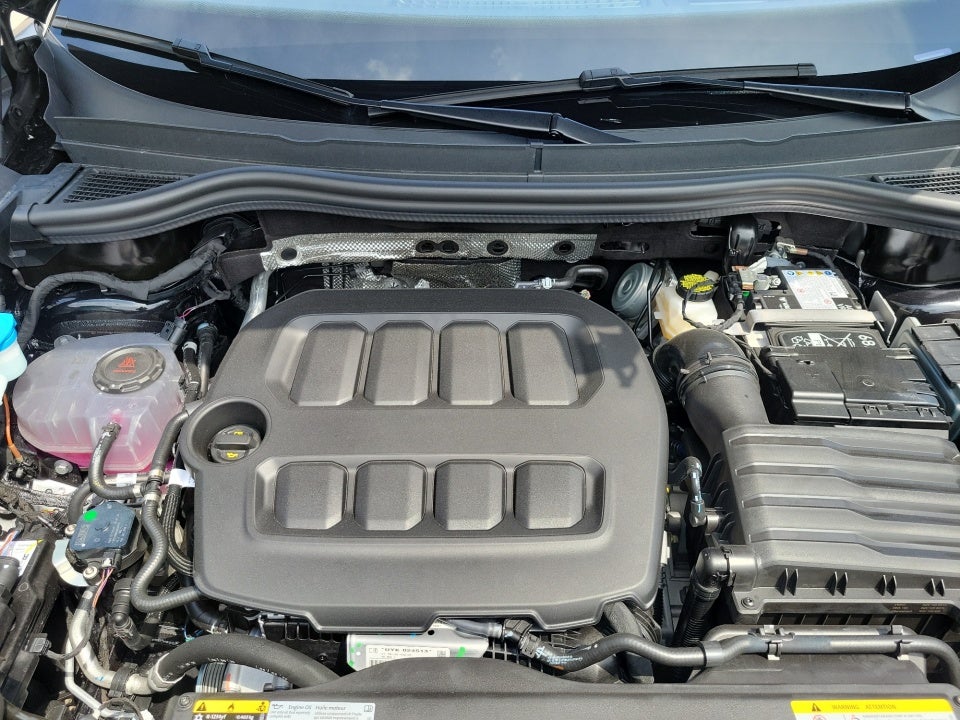 2026 Volkswagen Tiguan SEL R-Line Turbo