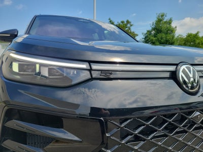 2026 Volkswagen Tiguan SEL R-Line Turbo