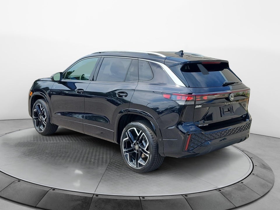 2026 Volkswagen Tiguan SEL R-Line Turbo