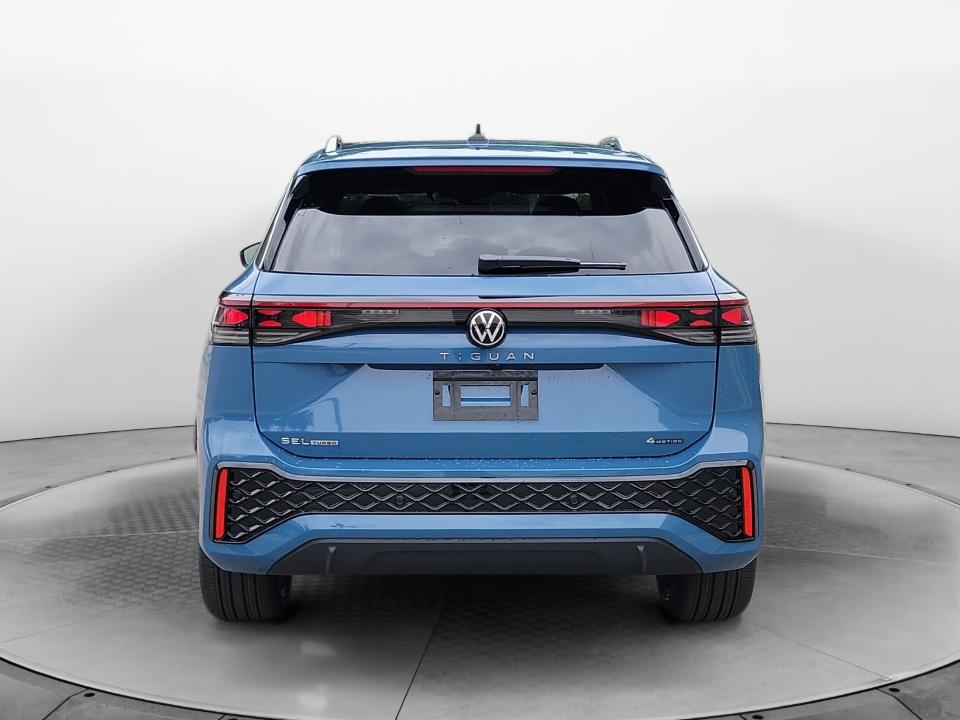 2026 Volkswagen Tiguan SEL R-Line Turbo