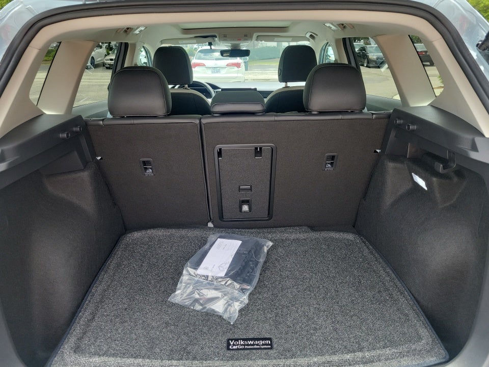 2026 Volkswagen Taos SE