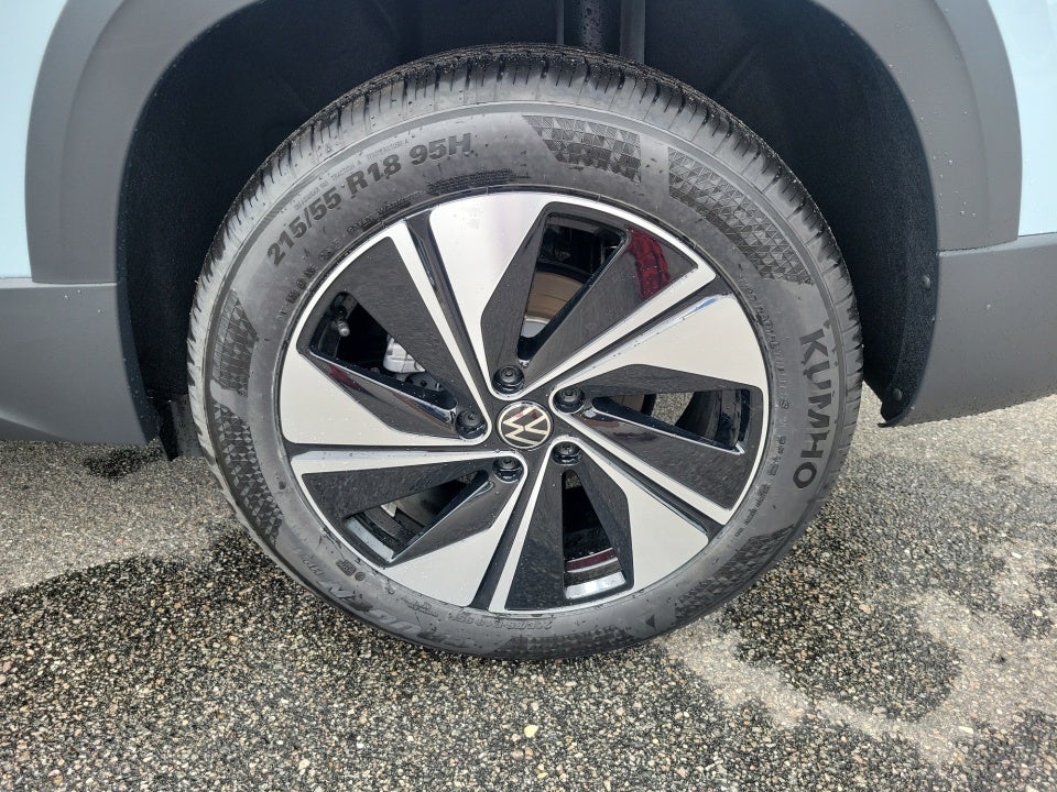 2026 Volkswagen Taos SE