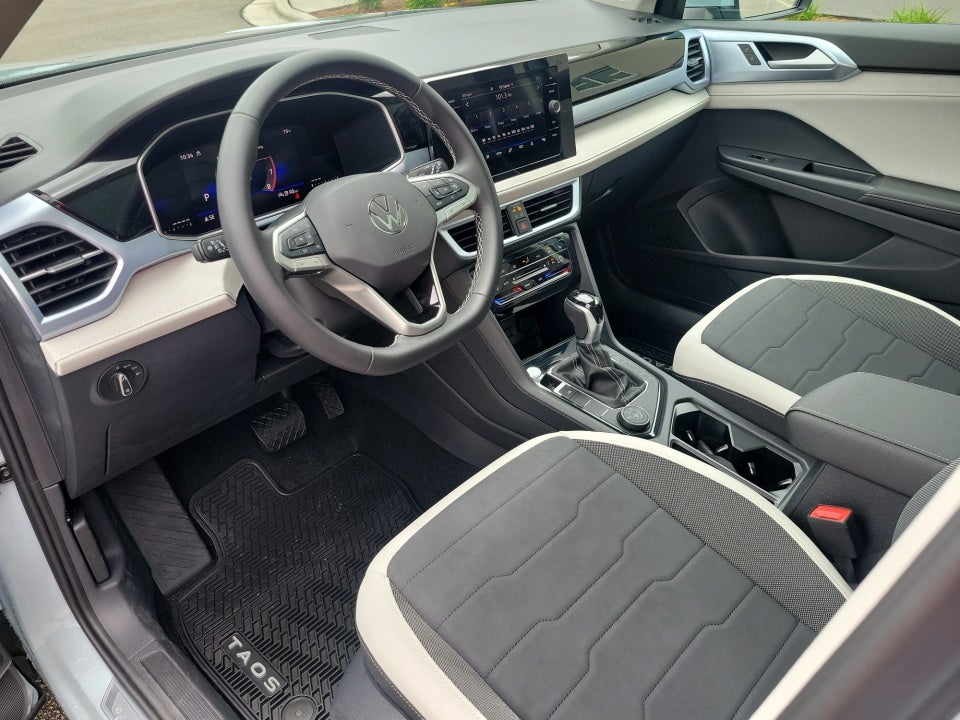 2026 Volkswagen Taos SE