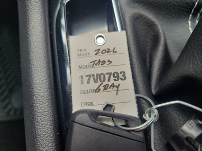 2026 Volkswagen Taos SE