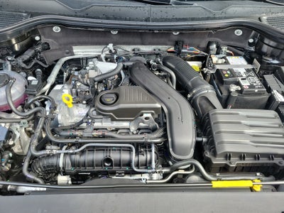 2026 Volkswagen Taos SE
